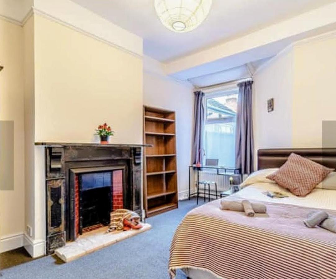 Gosford Apartment Coventry Ngoại thất bức ảnh